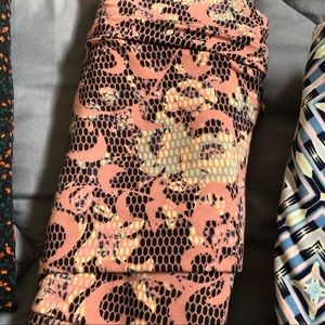 LulaRoe TC Leggings